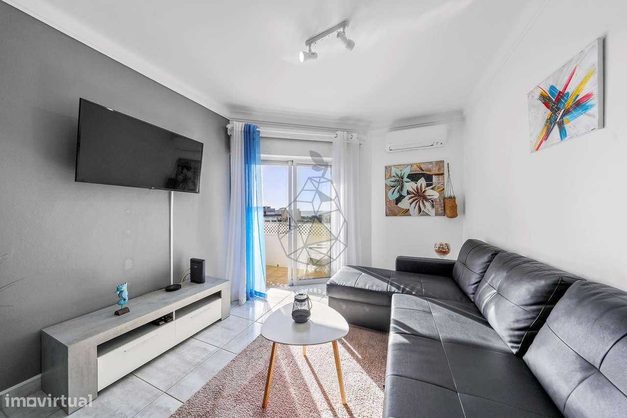 Apartamento de 2 Quartos com Vista Mar e Piscina  a 300m da Praia da R-14