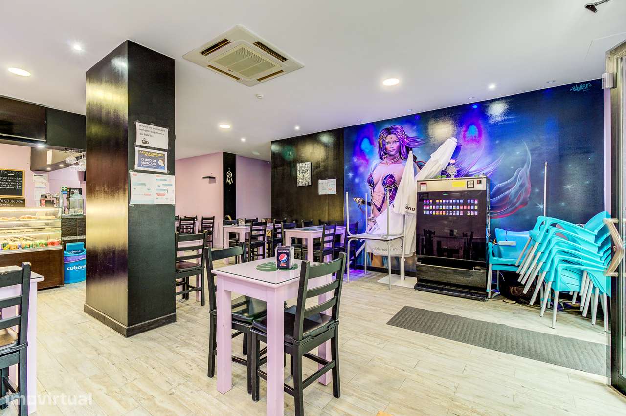 Café /Snack Bar totalmente equipado e em pleno funcionamento - Grande imagem: 4/18