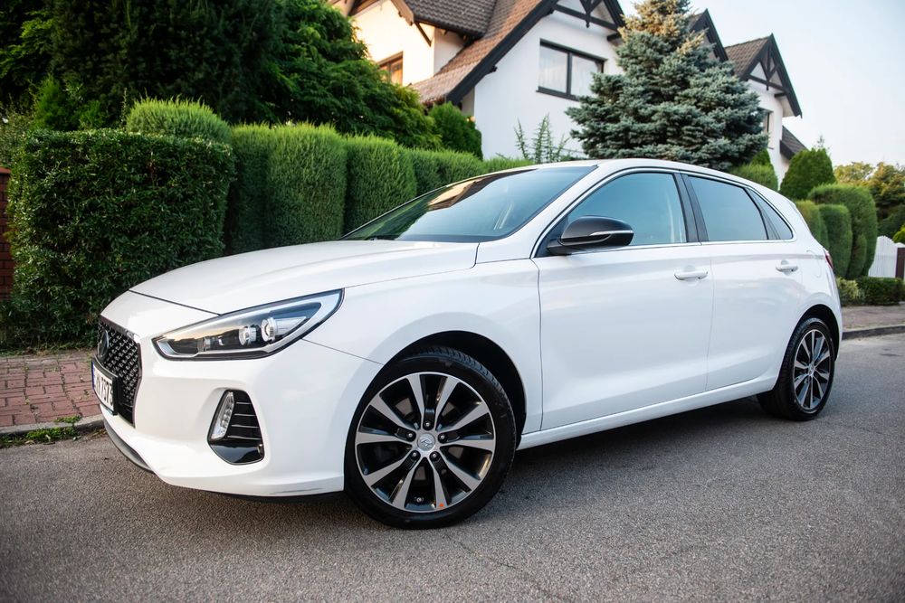 Hyundai i30 III (2017-) 1.4 T-GDI YES 2017