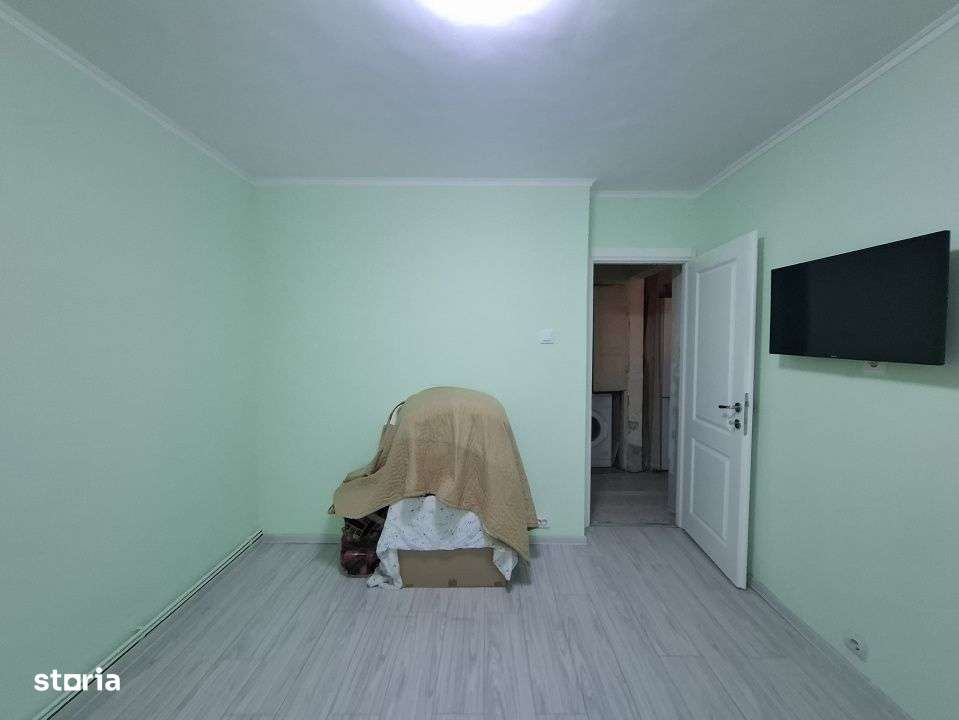 Comision 0 - Vanzare apartament 2 cam. decomandat, etaj 3, micro 12, T-11