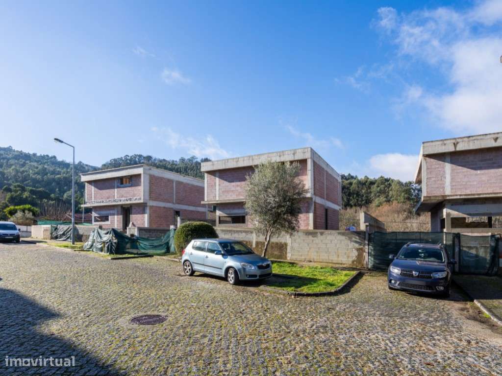 Moradia Independente V3+1-20