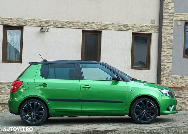 Skoda Fabia 1.4 TSI DSG RS - 9