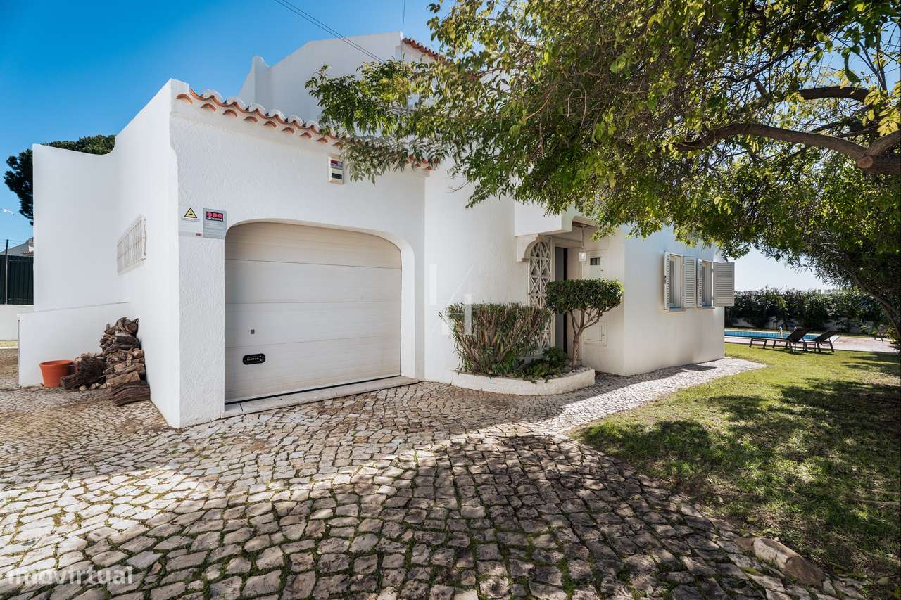 Moradia T5 para venda com vista mar, em Albufeira-30