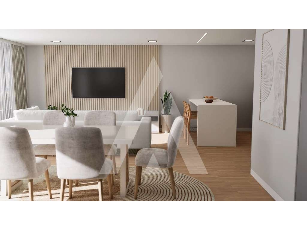 Apartamento T4 Duplex em Aveiro, com excelentes acabamento e área.-9