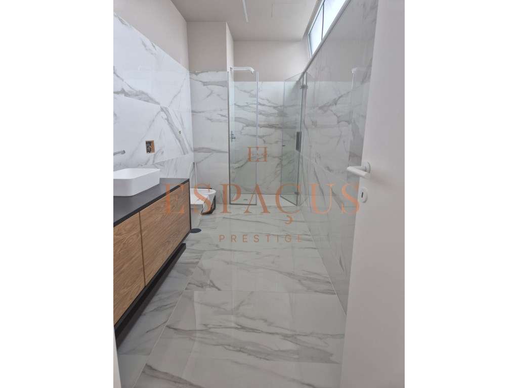 Moradia T3 em Afife Com Vista Mar-14