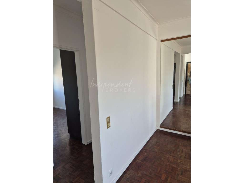 Apartamento T3 com vista esplendorosa-13