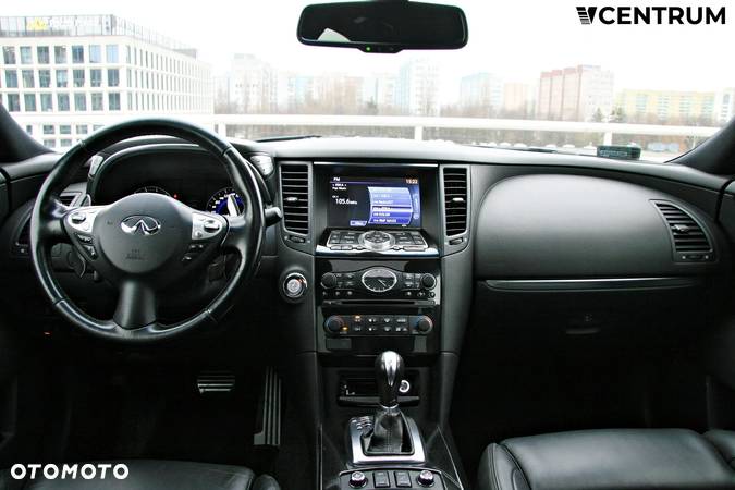 Infiniti QX70 5.0 S Premium - 10