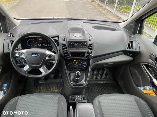 Ford Transit Connect - 8