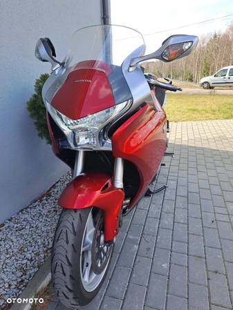 Honda VFR - 37