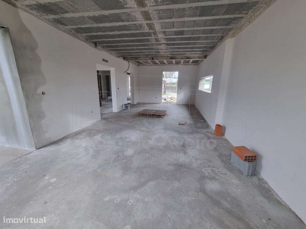 Moradia Isolada T4 Venda Aradas - Aveiro - Grande imagem: 4/16