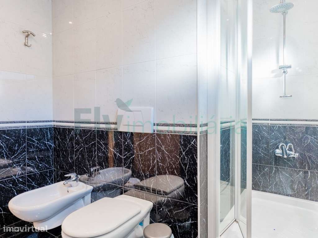 Moradia T3 em Fermentões com Piscina e Zona de Churrasqueira-34