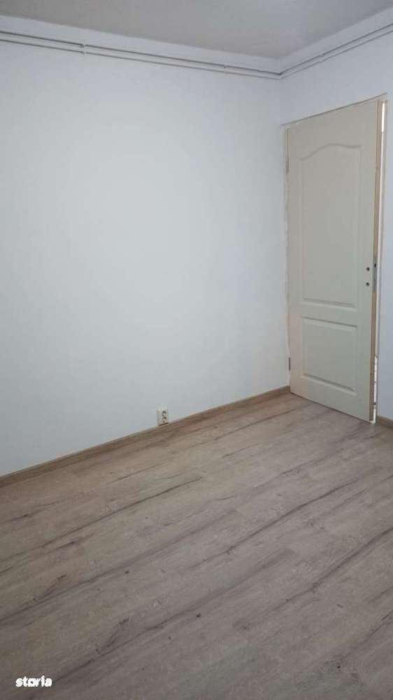 ap 3 cam decomandat-zona Lipovei-RENOVAT-0