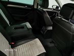 Volkswagen Passat FV23% 150KM LIFT Panorama HIGHLINE BILED Navi ACC Klimax3 Półskóra Gw. - 23