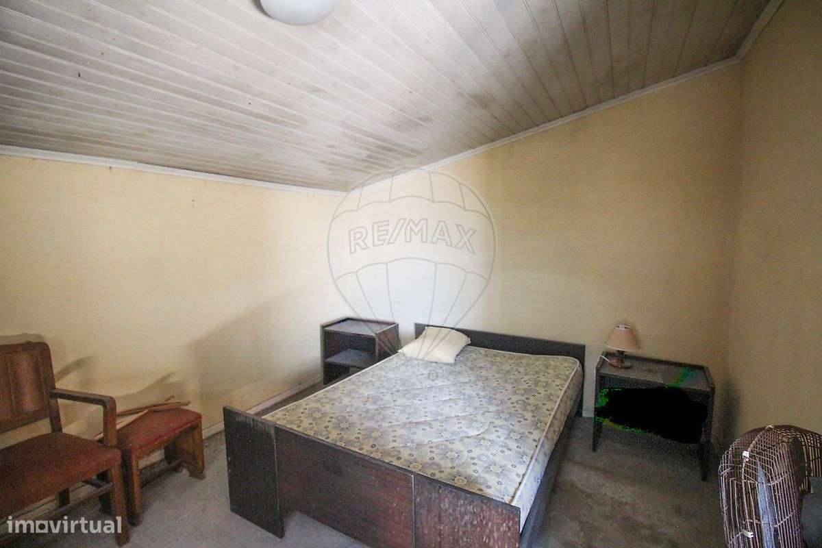 Moradia T2 para venda-15