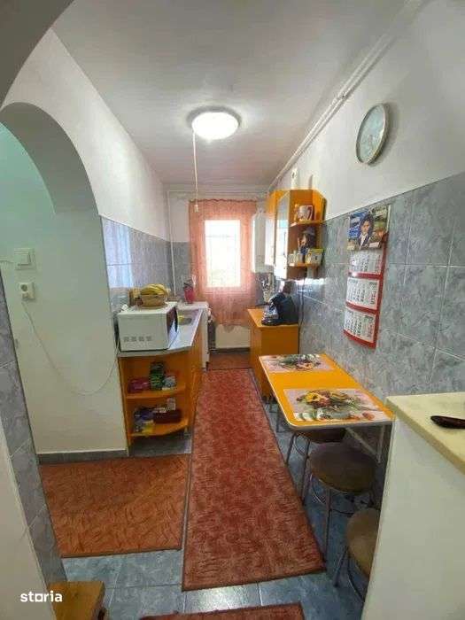 Dambu Pietros - Vanzare apartament 2 camere - Str. Godeanu - Imagine principală: 5/8