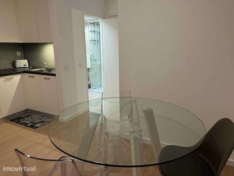 Alugo T1 Lisboa junto Expo - Grande imagem: 5/12