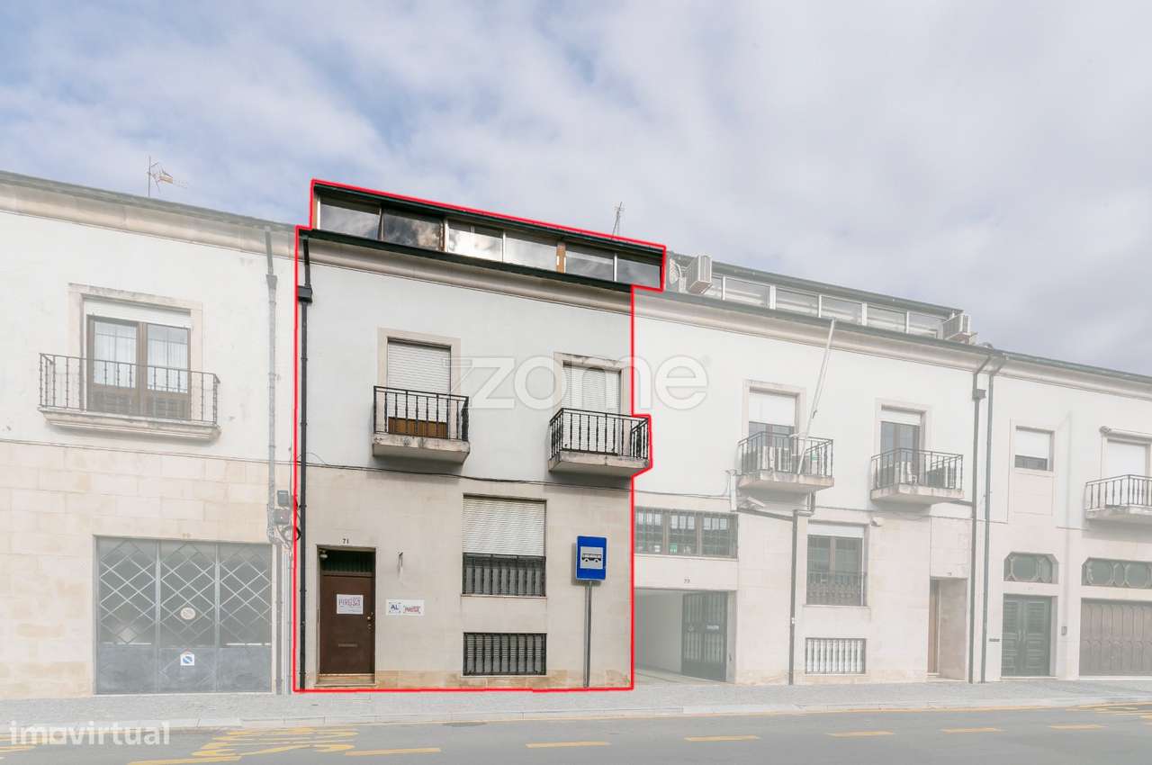 Apartamento T9 com 2 entradas independentes no Centro de Aveiro. - Grande imagem: 3/60