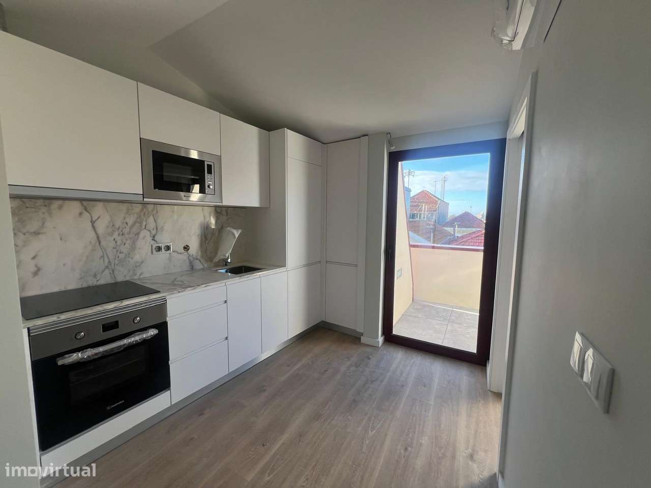 T1 Novo Vista Mar, Último Piso com Solário, Matosinhos Sul, com 48 m²-7