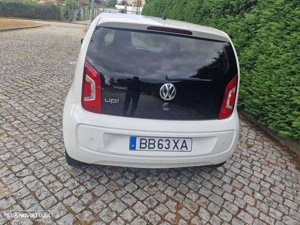 VW Up! - 6