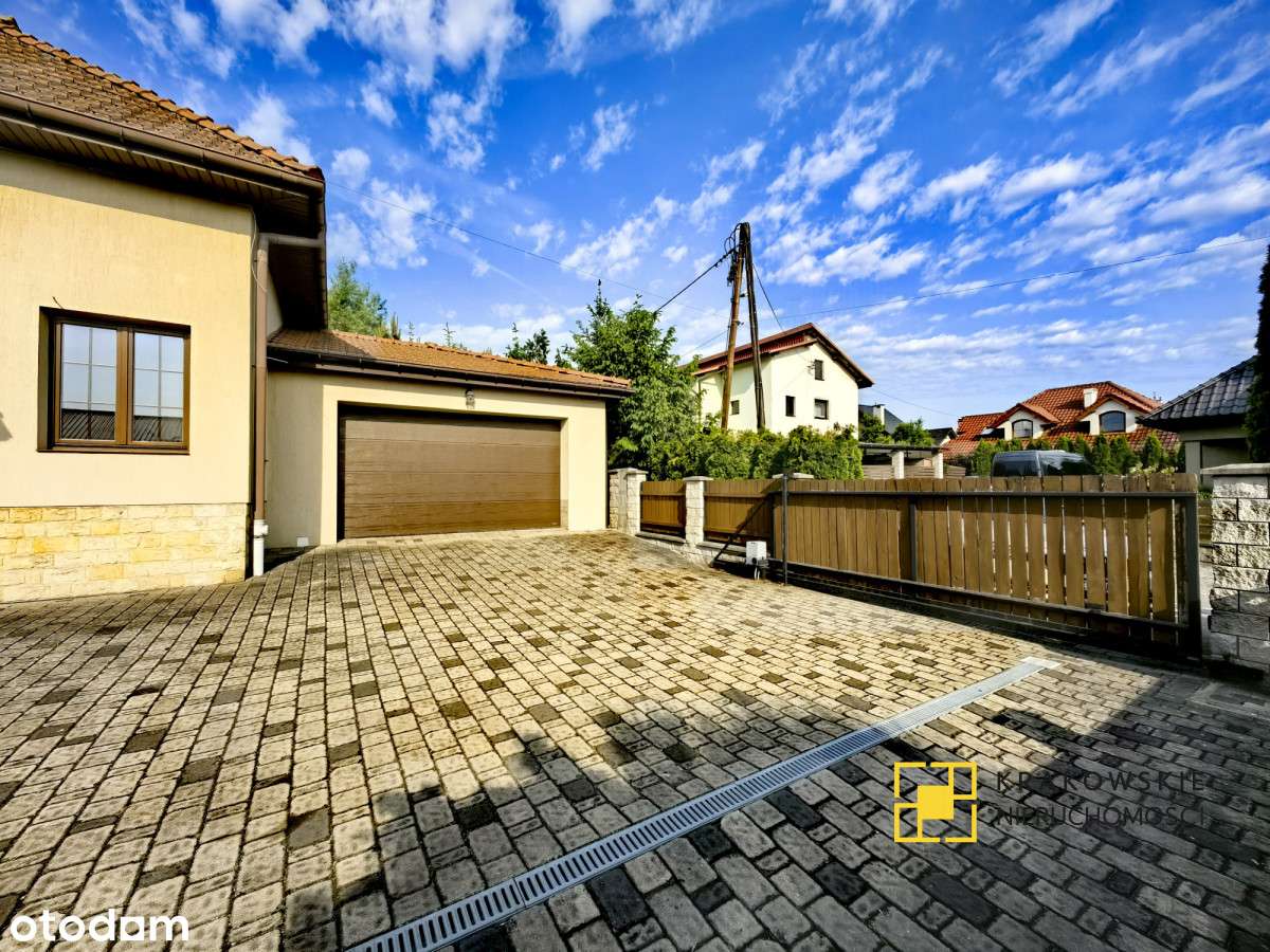 Przestronny Dom Z Potencjałem  260m2 W Pychowicach-17