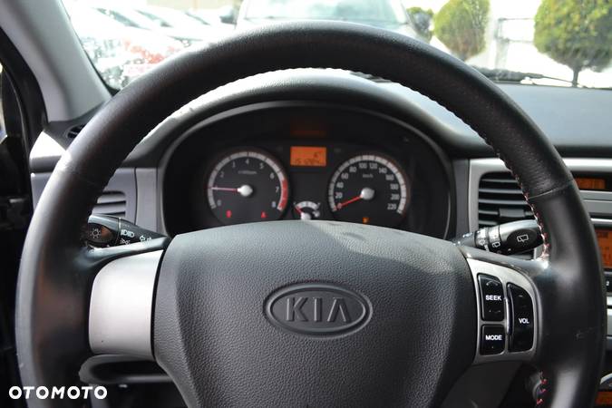 Kia Rio 1.4 Optimum + - 25