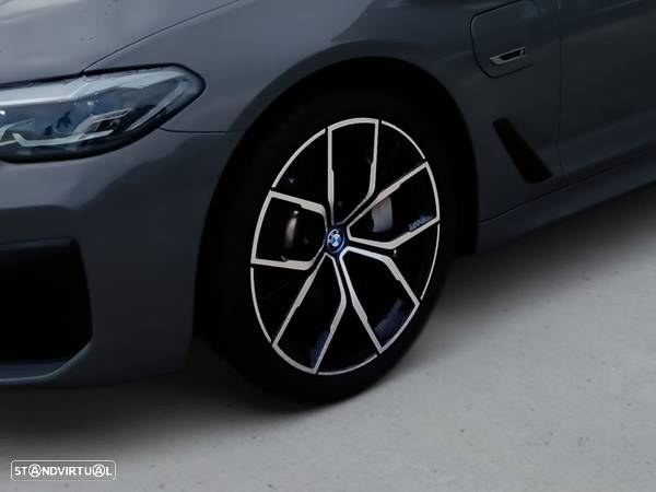 BMW 530 e Pack M - 4