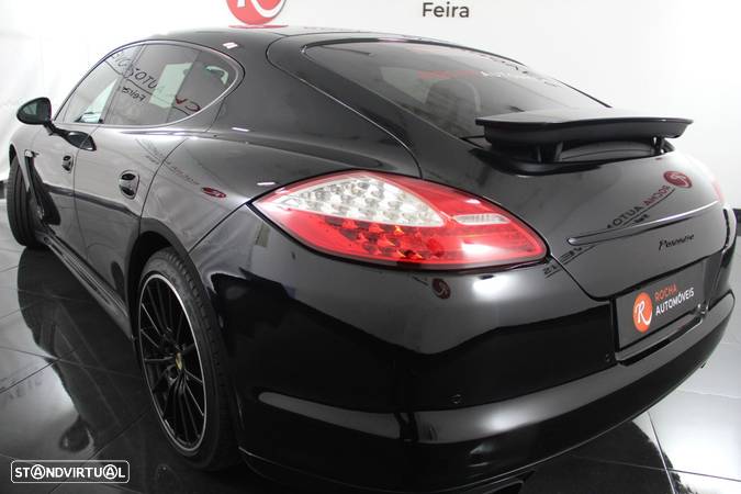 Porsche Panamera Platinum Edition - 30