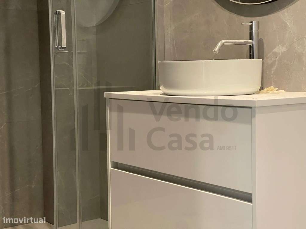 Vende-se T1 Centro Histórico- Braga-22