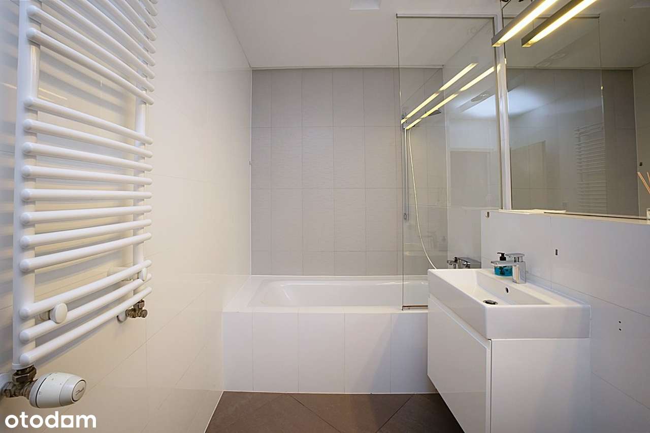 Rezydencja Tumska, trzy pokoje w centrum miasta-8