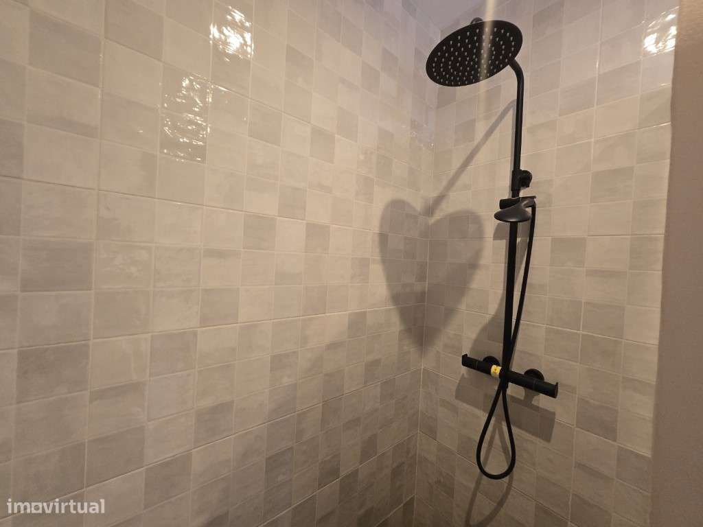 Moradia T2 com piscina pronta a habitar!-10