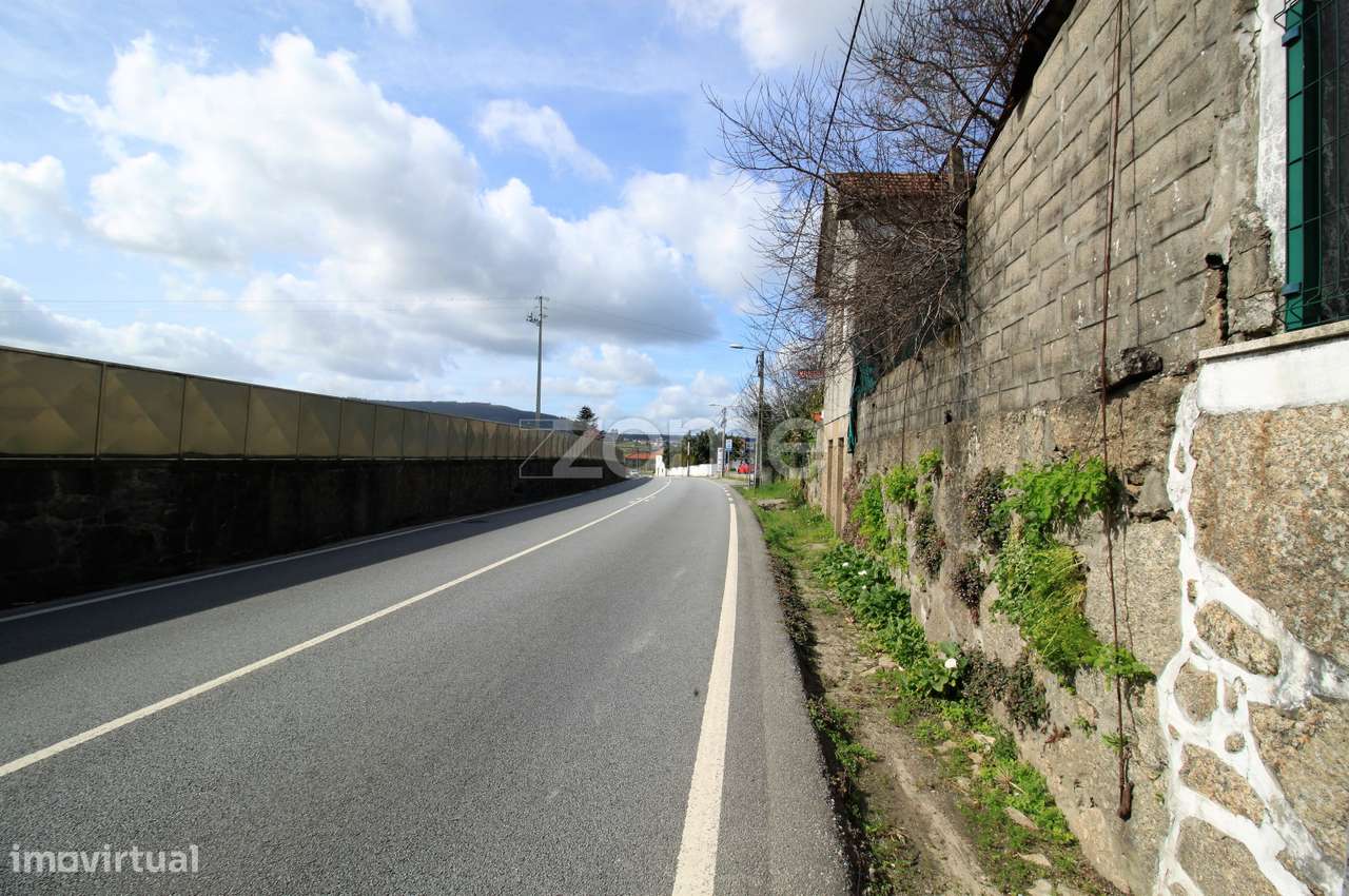 Moradia Individual no Louro - Grande imagem: 4/26