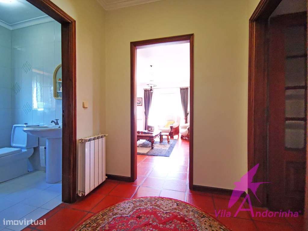 Moradia T4 independente com amplo jardim, garagem e cave - Santa Ma...-19