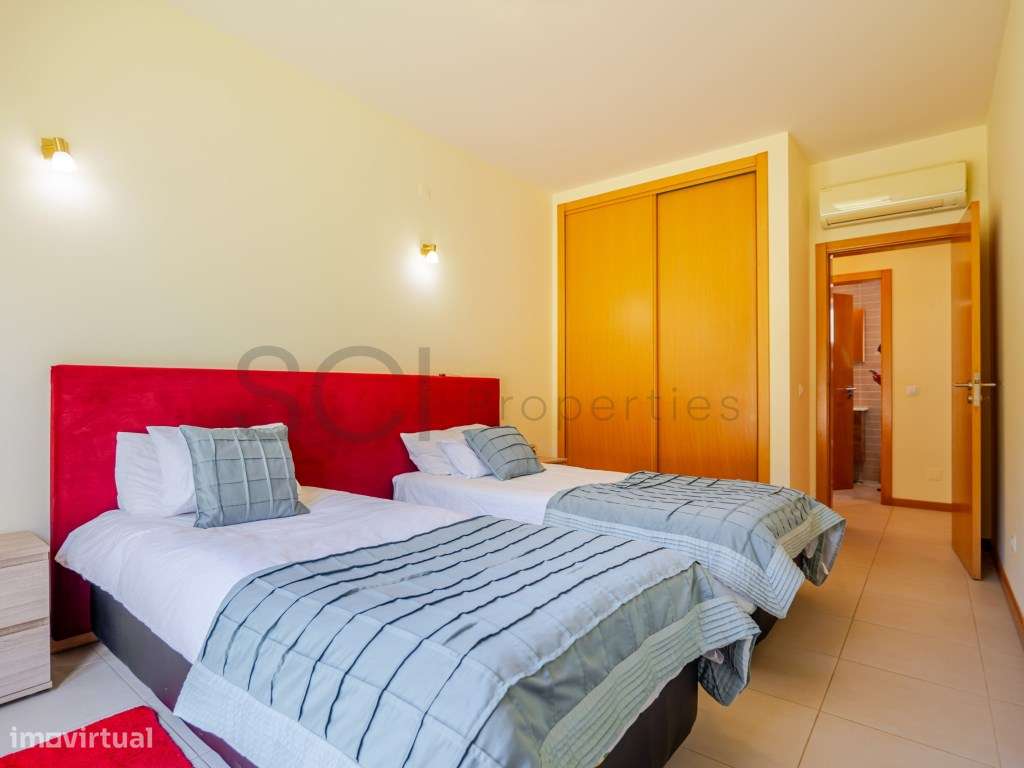 Apartamento T2 com piscina privativa em Burgau.-11