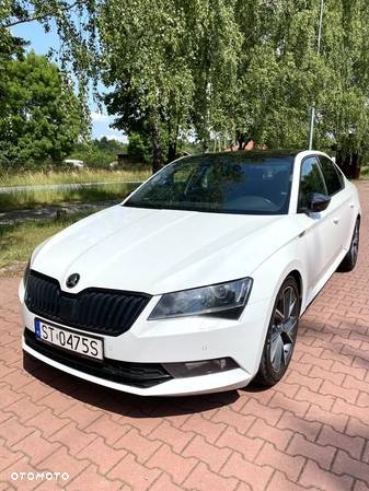 Skoda Superb 2.0 TDI 4x4 Sportline DSG - 4