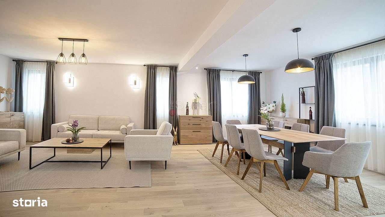 Priveliste frumoasa catre Masivul Postavarul - Imagine principală: 5/20