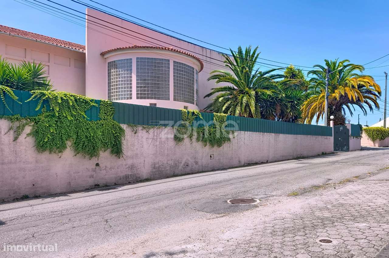 Comércio | 2145m2 de terreno | Esgueira | - Grande imagem: 2/57