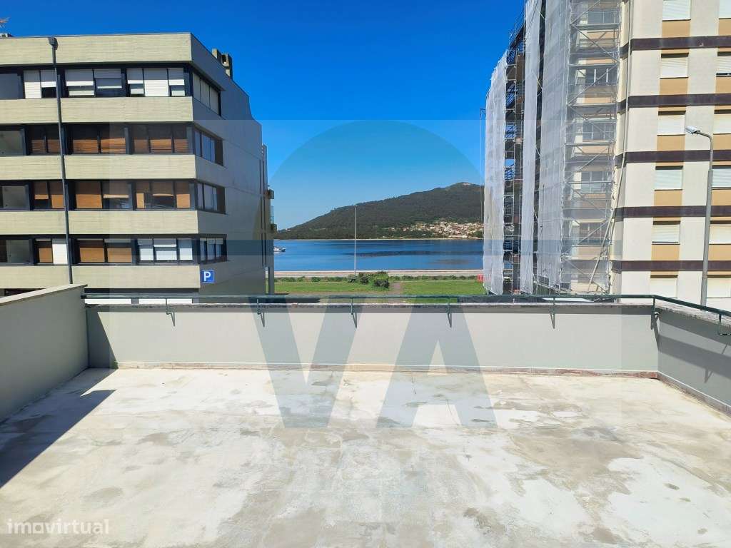 Moradia V4 em Caminha com vista Rio.-45