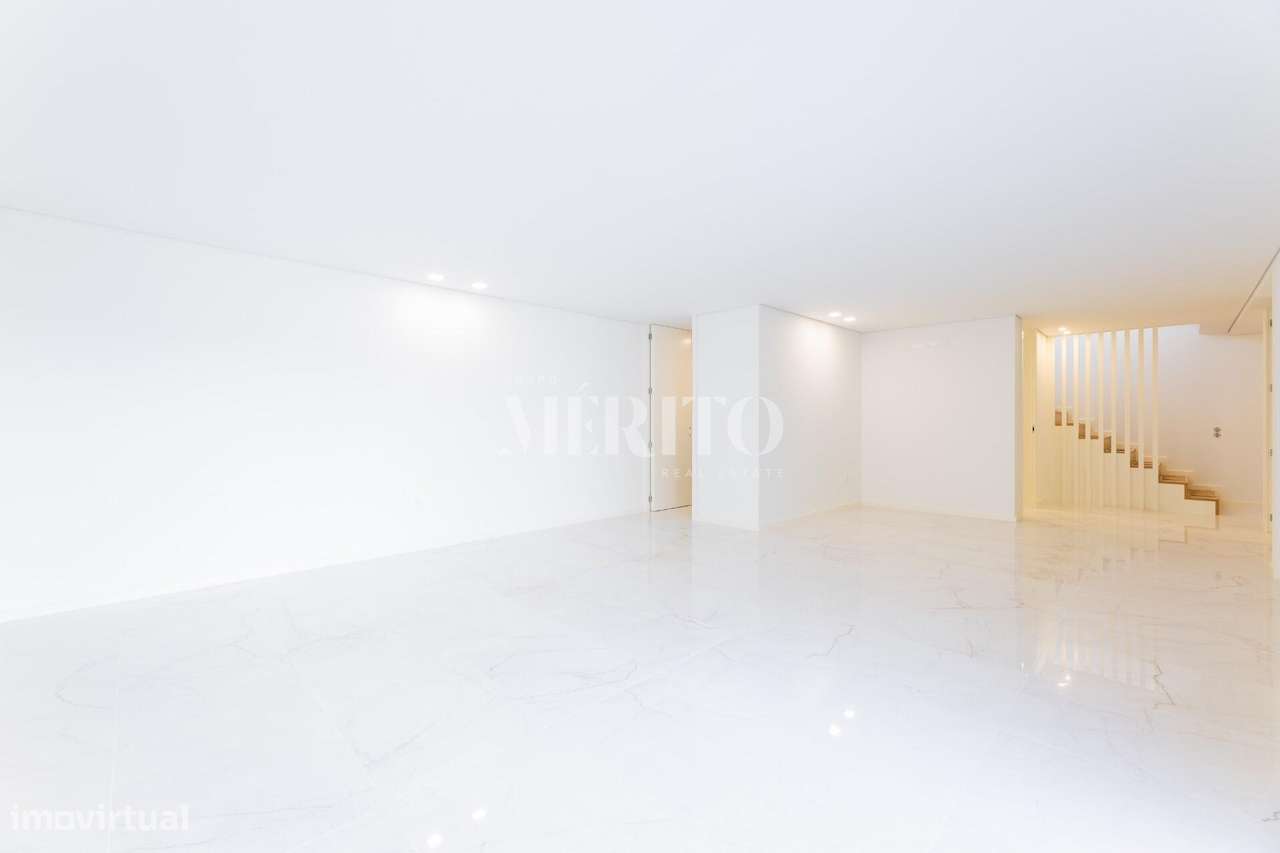 MORADIA T3 GEMINADA - NOVA-6