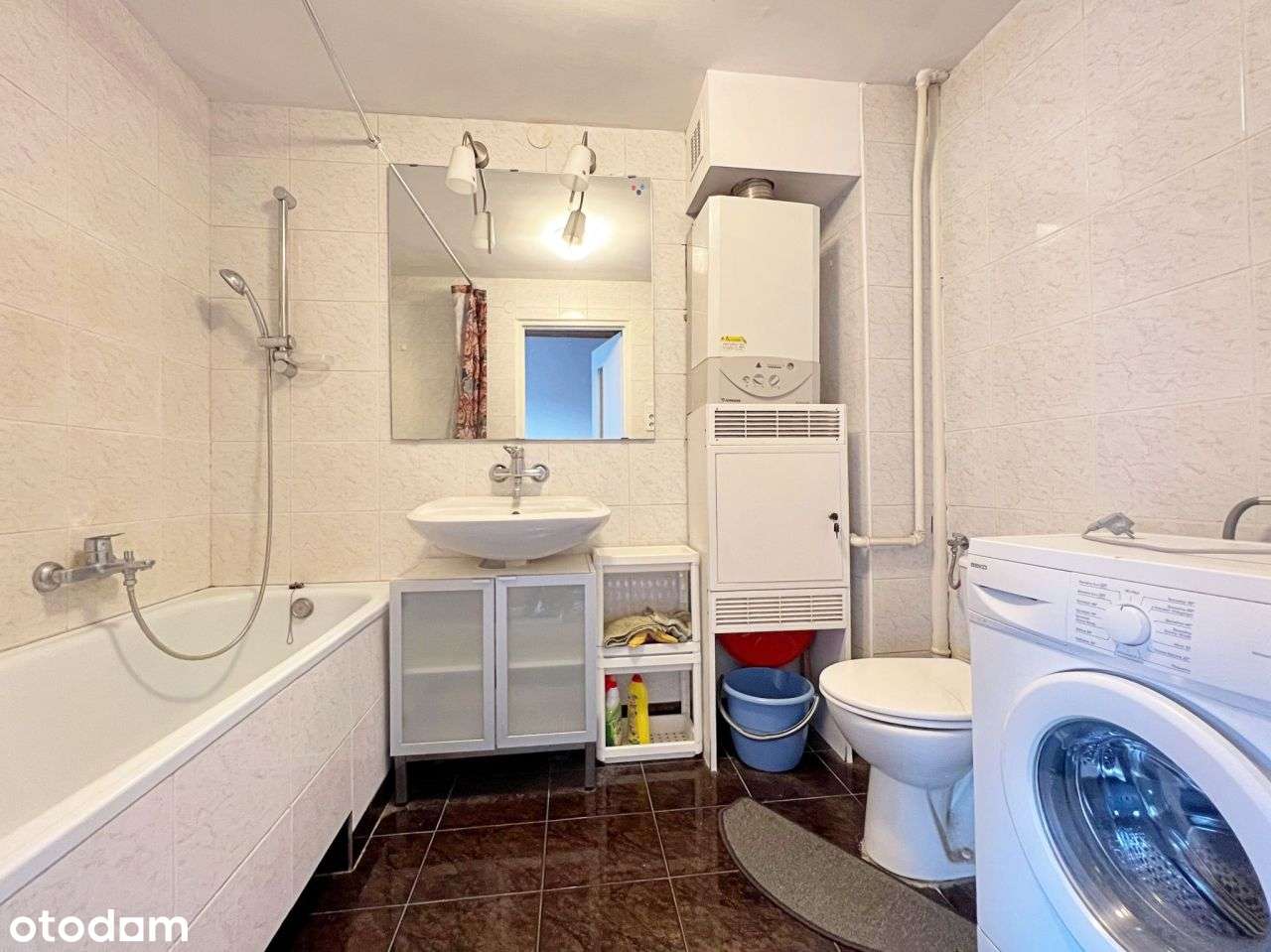 Dwupoziomowe z potencjałem w dobrej lokalizacji-9