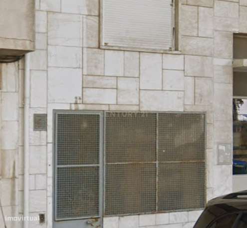 Espaço Comercial/Loja com montra em Benfica — junto à Estação CP | 150 - Grande imagem: 4/7