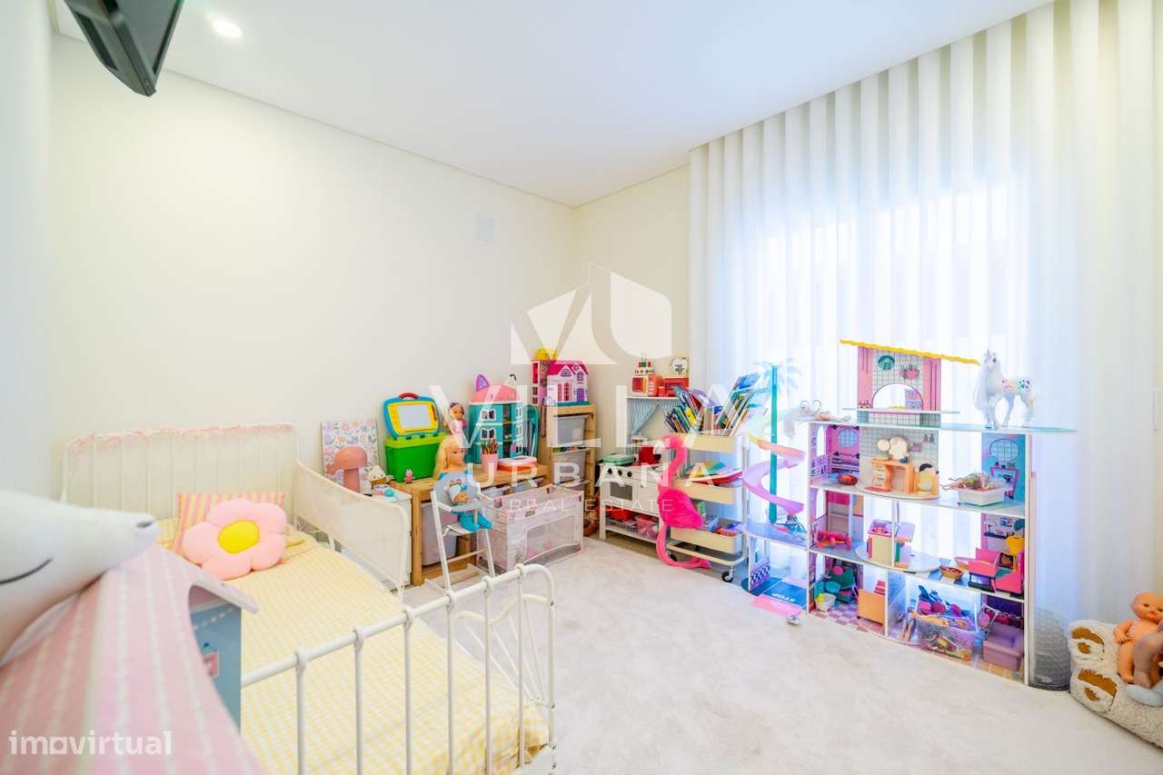 Moradia T4 Térrea | Requinte, Conforto e Exclusividade-12