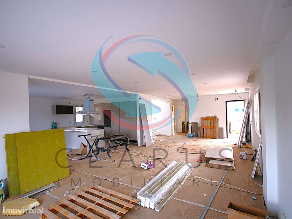 MORADIA ISOLADA T4 C/PISCINA - Grande imagem: 4/20