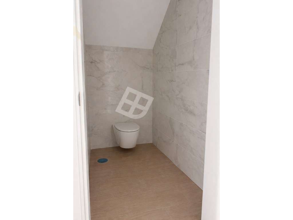 Apartamento T2+1 Dúplex c/ terraço - Pronto Habitar | Esgueira-12