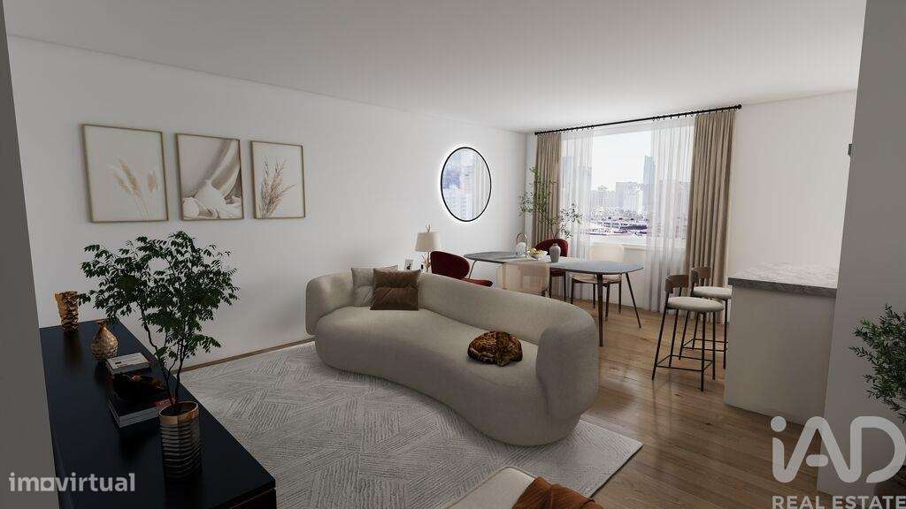 Apartamento T2 em Corroios de 97,00 m2 - Grande imagem: 4/27
