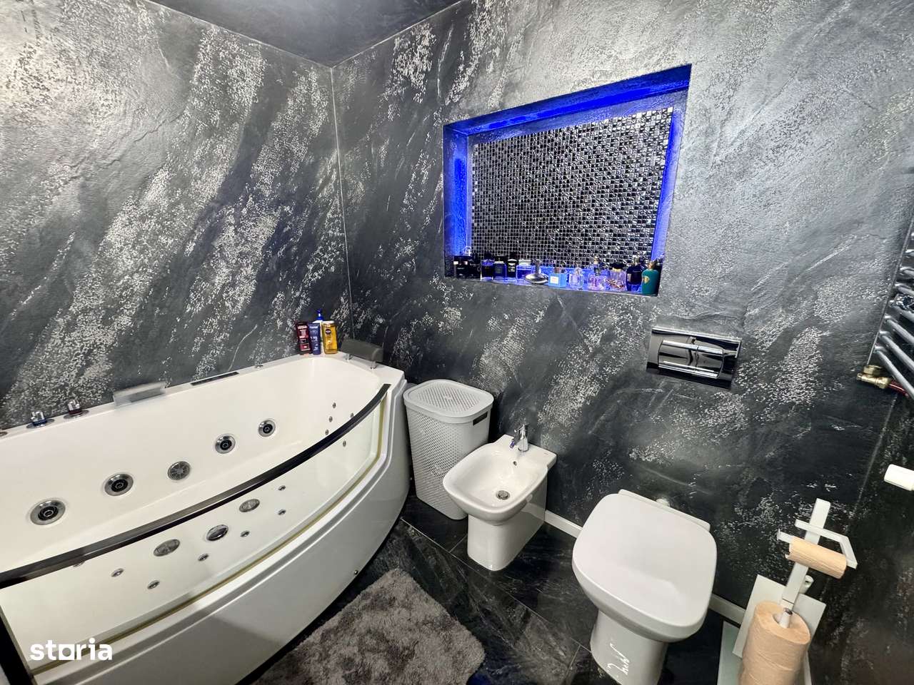 Ofer spre vanzare penthouse amenajat modern, ARED-AFI-16