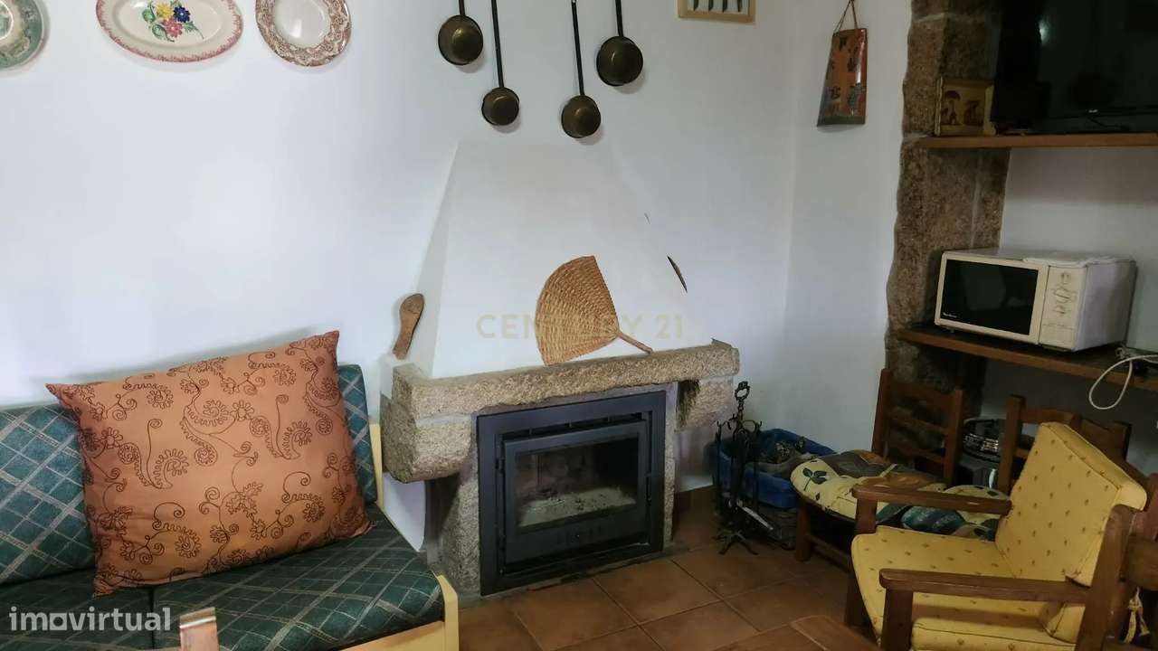 Moradia em Pedra com Terraço e Logradouro — Escalos de Baixo-22