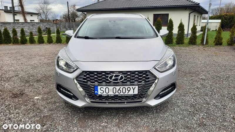 Hyundai i40 Kombi blue 1.6 CRDi Space Plus - 4