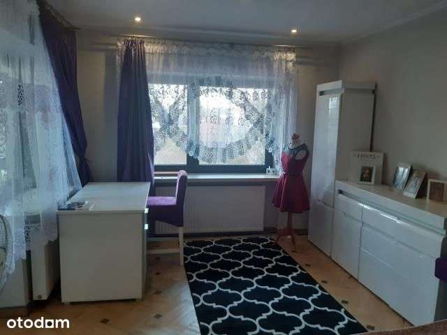 Dom w pobliżu lasu-13