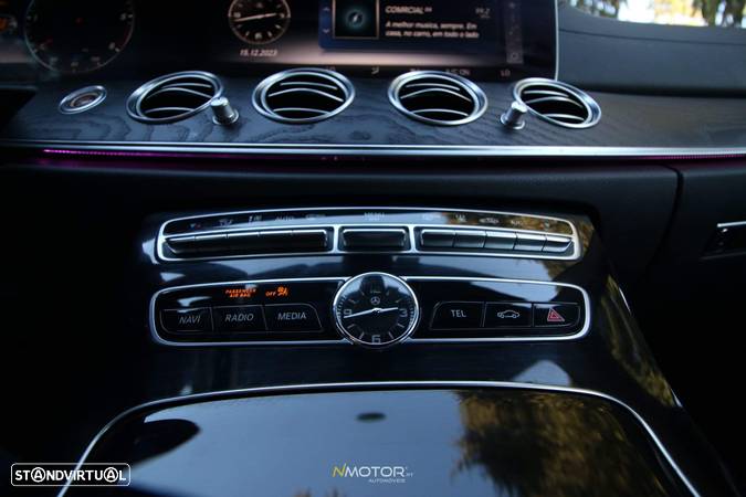 Mercedes-Benz E 300 De AMG Line 4Matic - 25