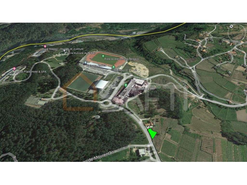 Terreno com 419 m2. - Grande imagem: 2/2